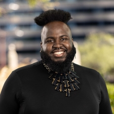 Zachary Grays